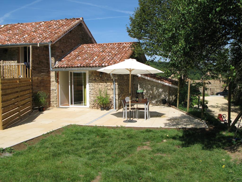 Domaine De Romefort Saint-Léonard-de-Noblat Zimmer foto