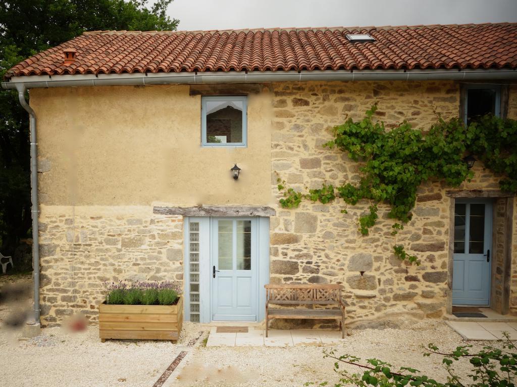 Domaine De Romefort Saint-Léonard-de-Noblat Zimmer foto