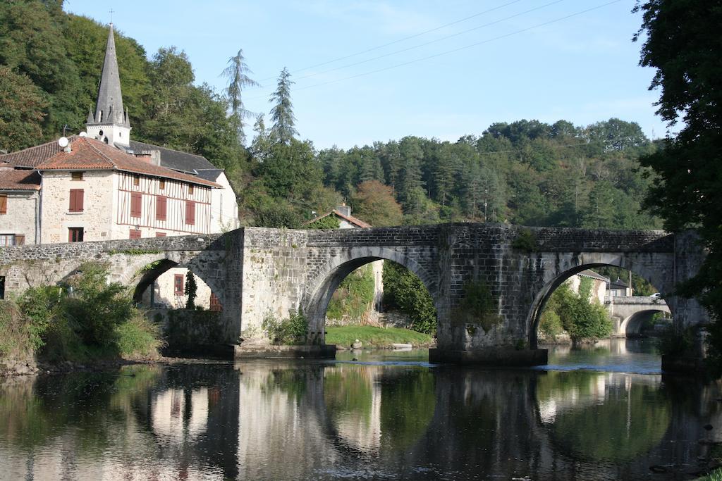 Domaine De Romefort Saint-Léonard-de-Noblat Zimmer foto